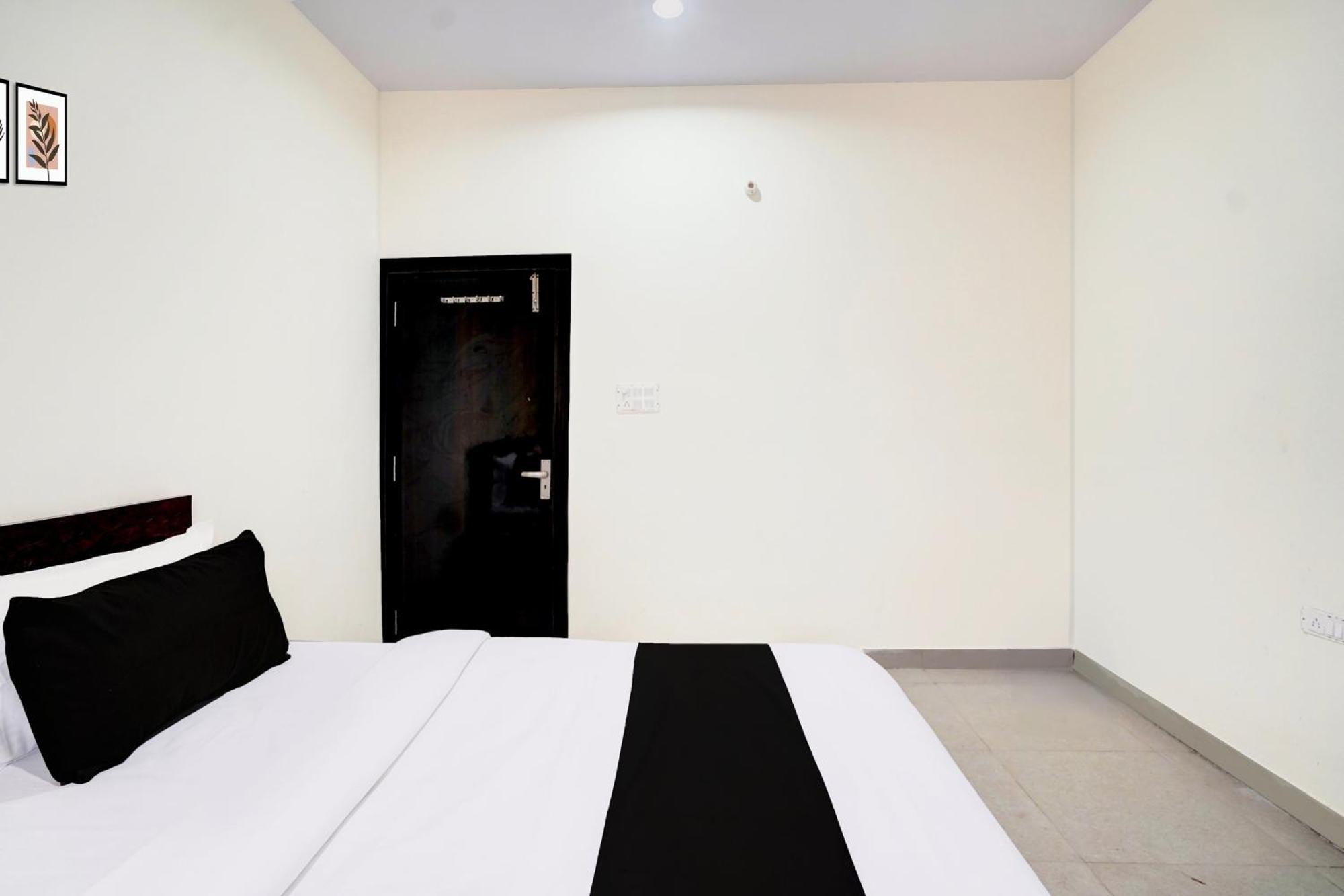 Hotel O The Crown Inn Danapur Dış mekan fotoğraf